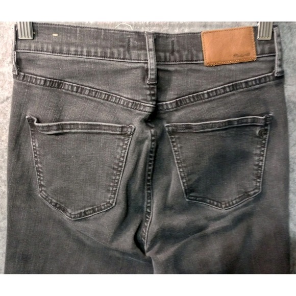 Madewell Jeans Sz 26 Black 9 Inch High Rise Skinny Distressed Raw Hem Light Wash - Picture 14 of 16